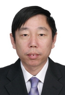 绿油油的榕树的第一张照片--烟台认干亲服务网