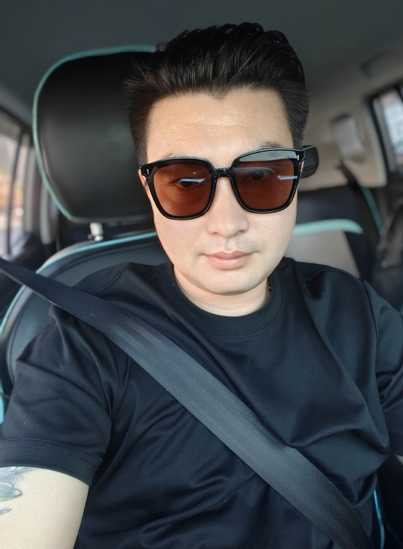 凡哥的第一张照片--烟台认干亲服务网